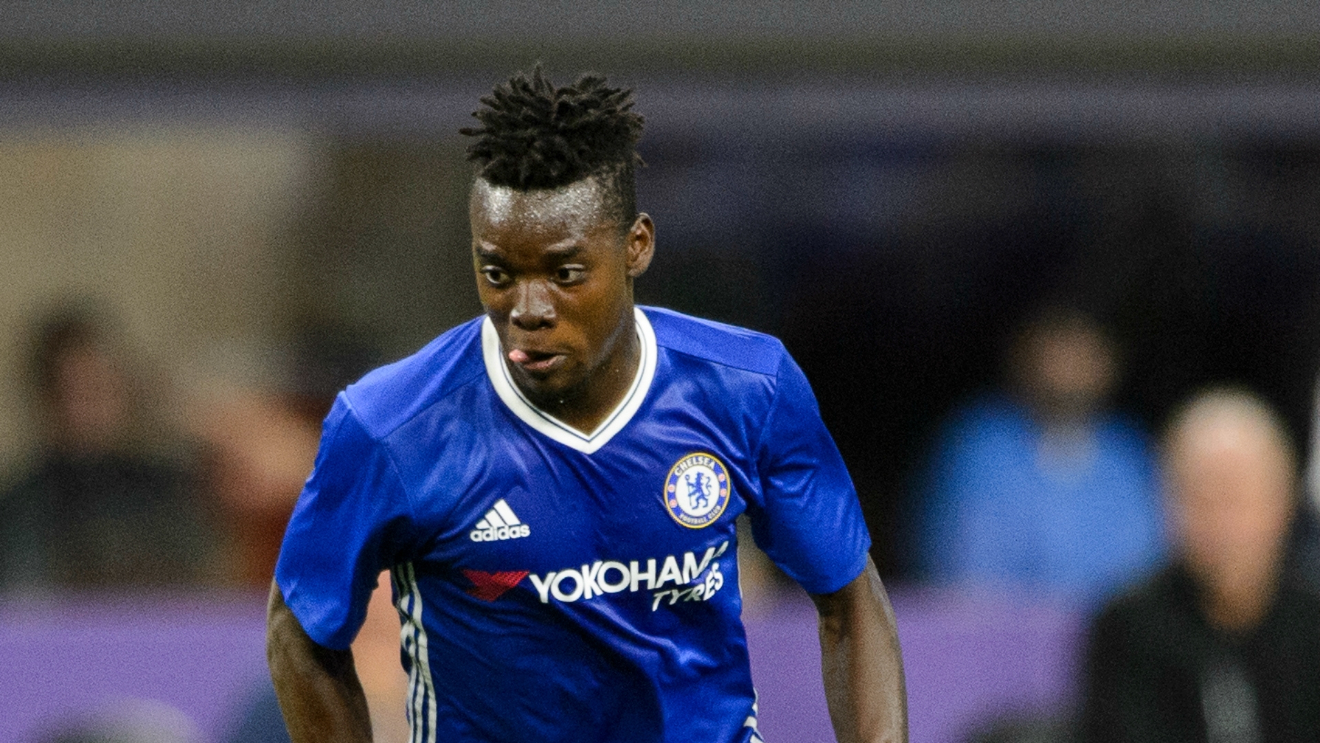 Traore is anxious to move forward in his career. Although a starting player in both his loan spells in Holland, at Vitesse and Ajax, the striker was given very little time to prove himself at Chelsea