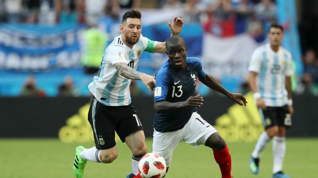 Messi (Argentin) against Kante (France)